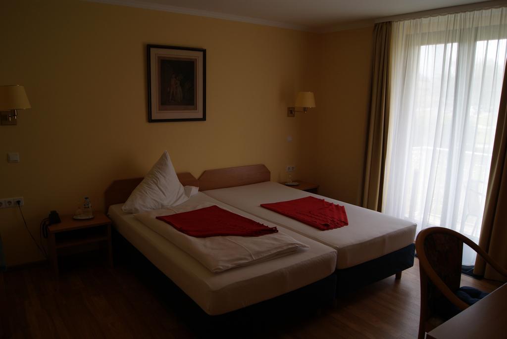 Hotel Villa Kisseleff Bad Homburg vor der Hoehe Room photo